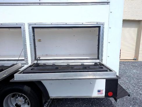 Used 2022 Chevrolet Express 3500 G3500 159 w/ Power Convenience Package image 7