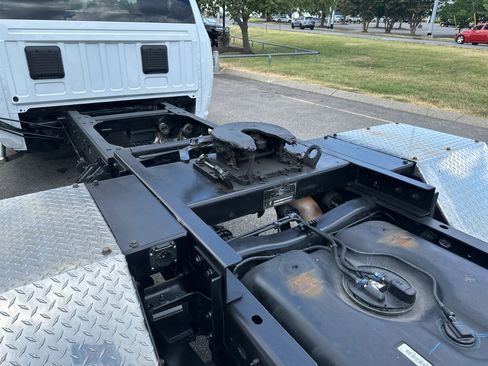 Used 2024 RAM 3500 Tradesman RWD image 13