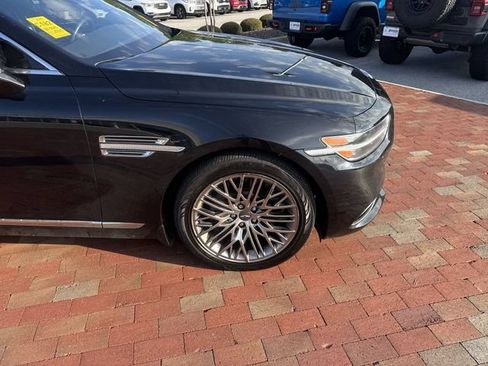 Used 2021 Genesis G90 5.0 Ultimate RWD image 17