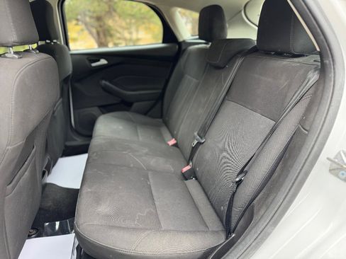 Used 2016 Ford Focus SE image 18