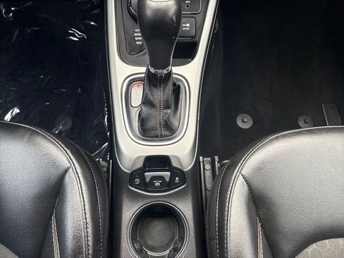 Used 2018 Jeep Compass Latitude w/ Popular Equipment Group image 21