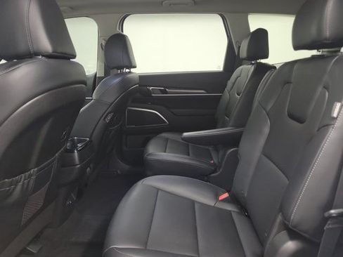 Certified 2024 Kia Telluride S w/ S Sunroof Package AWD/4WD image 12