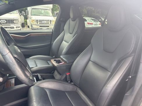 Used 2020 Tesla Model X Long Range AWD/4WD image 6