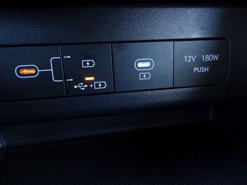 Used 2025 Hyundai Sonata SEL FWD image 31