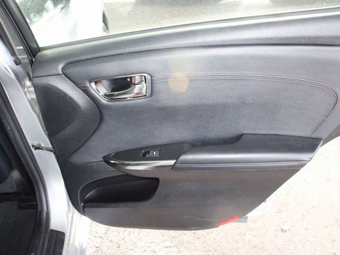 Used 2017 Toyota Avalon XLE image 54