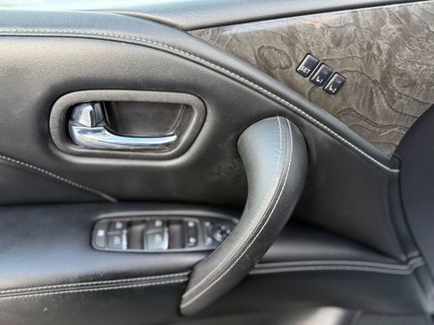 Used 2021 INFINITI QX80 Luxe w/ All-Season Package image 33