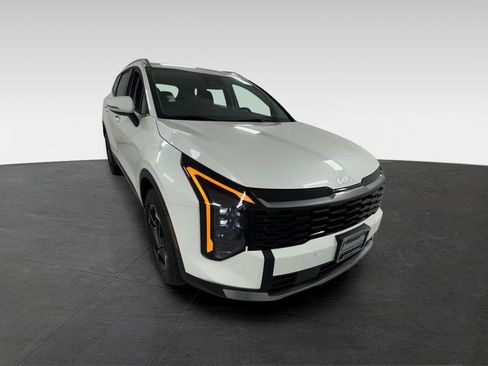 New 2026 Kia Sportage EX AWD/4WD image 1