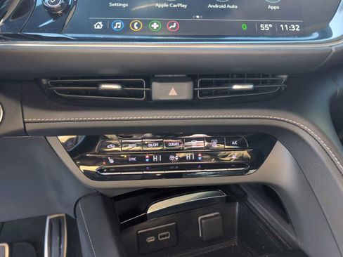 Used 2023 Buick Envision Essence w/ Sport Touring Package image 17