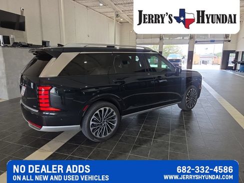 Used 2026 Hyundai Palisade Calligraphy AWD/4WD image 5