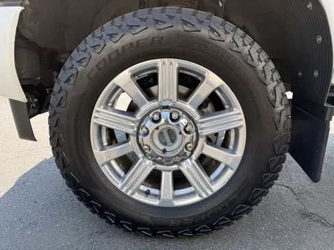 Used 2019 Ford F350 Limited AWD/4WD image 34