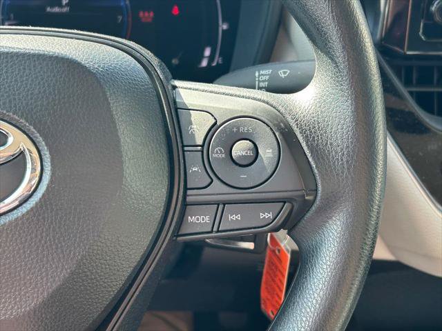 Certified 2026 Toyota Corolla LE FWD image 32