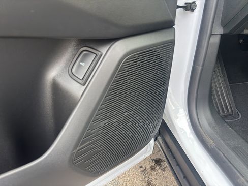 New 2026 Chevrolet Equinox ACTIV image 25