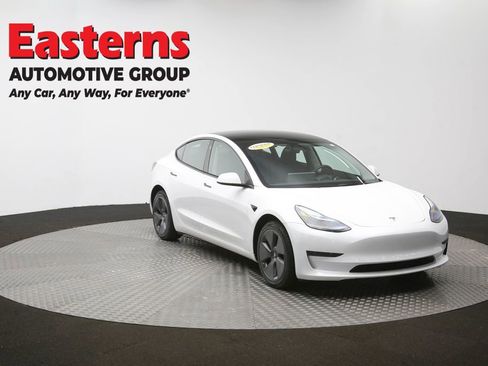 Used 2023 Tesla Model 3 Standard Range image 47
