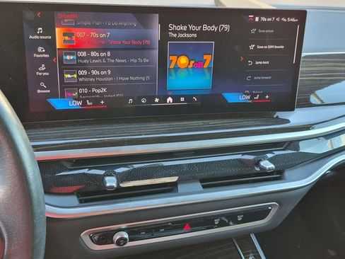 Used 2024 BMW X5 sDrive40i w/ Parking Assistance Package RWD image 9