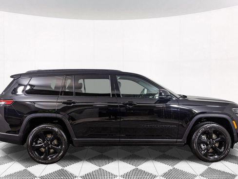 New 2025 Jeep Grand Cherokee L Altitude image 6