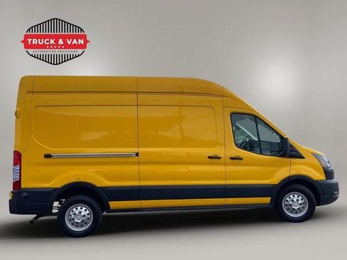 Used 2023 Ford Transit 250 148 High Roof AWD w/ Load Area Protection Package image 7