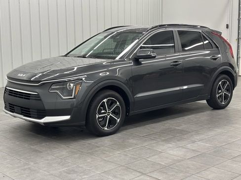 Used 2023 Kia Niro EX image 5