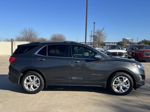 Used 2018 Chevrolet Equinox Premier image 10
