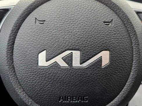 Used 2024 Kia Seltos LX AWD/4WD image 27