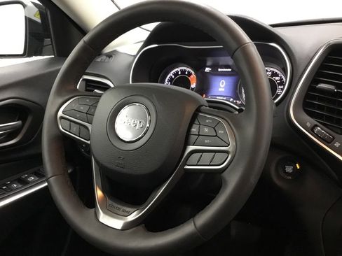 Used 2022 Jeep Cherokee Latitude Lux w/ Sun & Sound Group AWD/4WD image 36