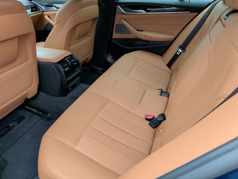 Used 2021 BMW 540i xDrive image 36