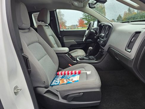 Used 2016 Chevrolet Colorado W/T w/ WT Convenience Package image 9