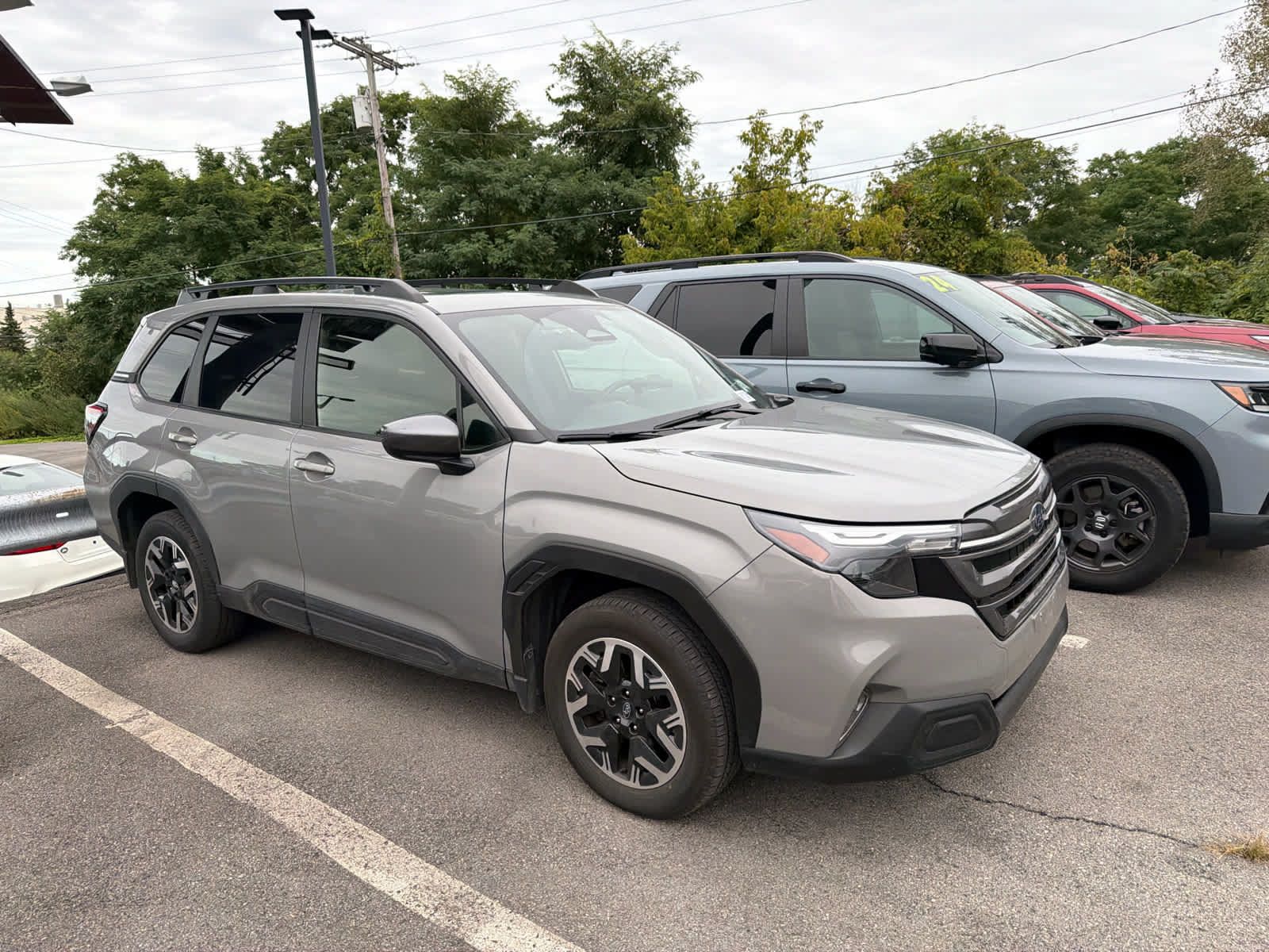 Used 2025 Subaru Forester Premium AWD/4WD image 24