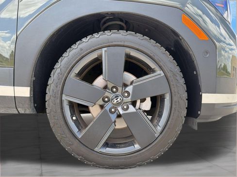 Certified 2025 Hyundai Santa Fe Limited AWD/4WD image 11