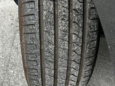 Used 2023 Kia Sorento SX image 46