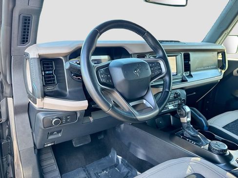 Used 2021 Ford Bronco Wildtrak AWD/4WD image 12