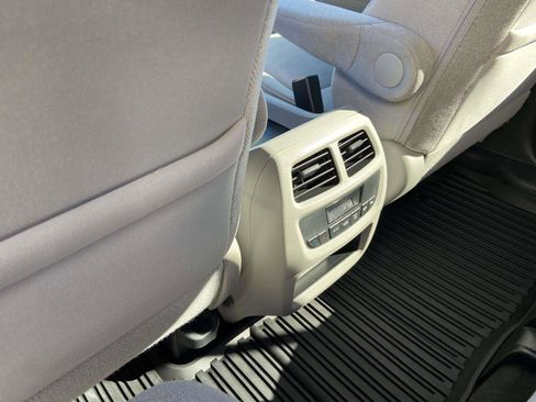 Certified 2019 Honda Pilot EX image 8