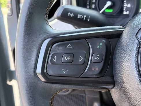 Used 2024 Jeep Wrangler Unlimited AWD/4WD image 13