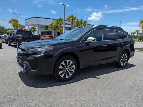 Used 2024 Subaru Outback Touring image 8