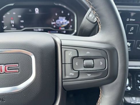 Used 2025 GMC Sierra 2500 AT4 w/ AT4 Premium Plus Package AWD/4WD image 48