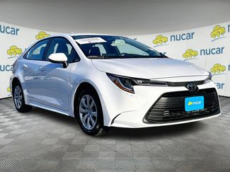 Certified 2025 Toyota Corolla LE video 1