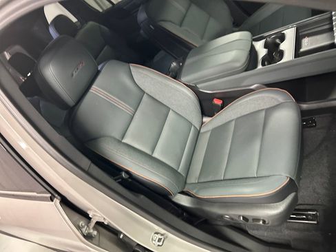 New 2026 GMC Acadia AT4 w/ Luxury Package AWD/4WD image 24