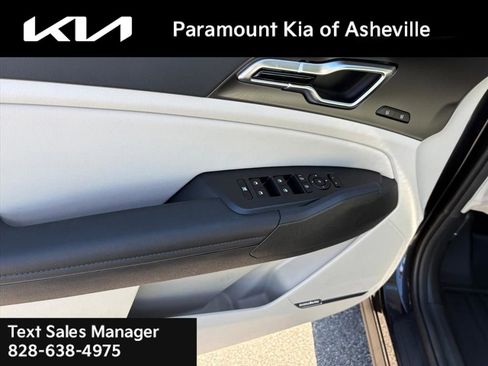 New 2026 Kia Sportage SX image 24