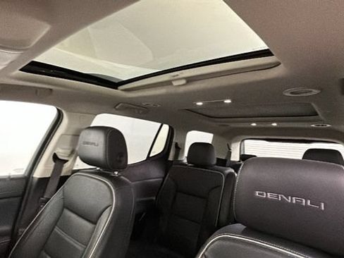 Used 2021 GMC Acadia Denali AWD/4WD image 12