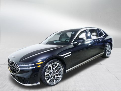 Used 2023 Genesis G90 3.5T AWD/4WD image 3