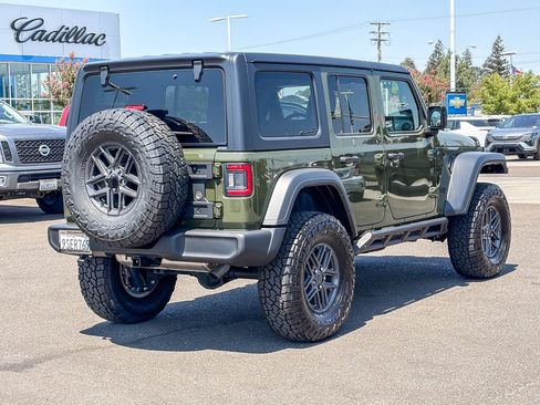 Used 2024 Jeep Wrangler Unlimited Sport AWD/4WD image 4