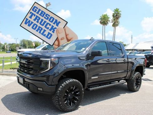 Used 2024 GMC Sierra 1500 Elevation AWD/4WD image 1