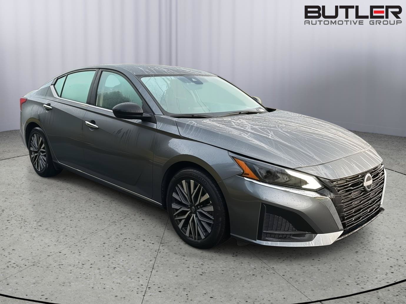 Used 2025 Nissan Altima 2.5 SV FWD image 7