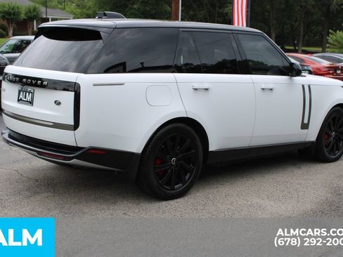 Used 2023 Land Rover Range Rover SE AWD/4WD image 6
