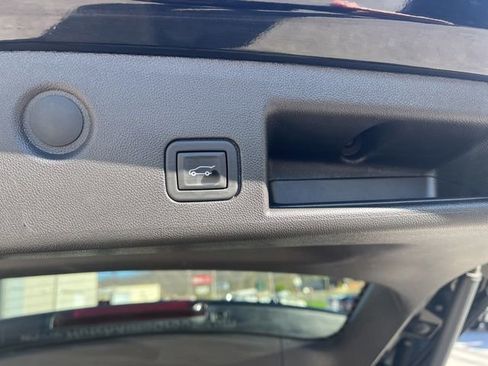 Used 2024 Chevrolet Equinox LT image 12