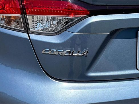 Certified 2023 Toyota Corolla LE w/ LE Convenience Package FWD image 9