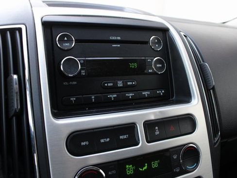 Used 2009 Ford Edge Limited image 6