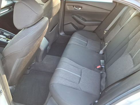 Used 2024 Honda Accord Sport image 8