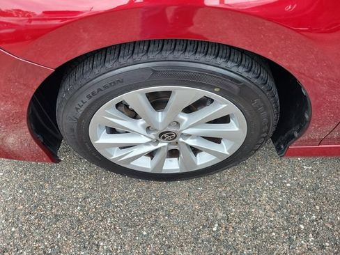 Used 2021 Toyota Camry LE FWD image 6