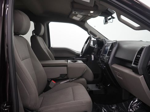 Used 2019 Ford F150 XLT w/ Equipment Group 302A Luxury AWD/4WD image 13