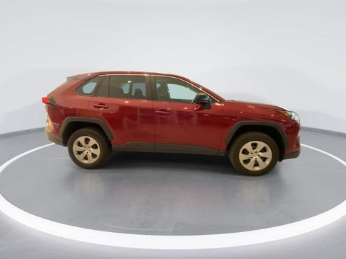 Used 2024 Toyota RAV4 LE AWD/4WD image 9